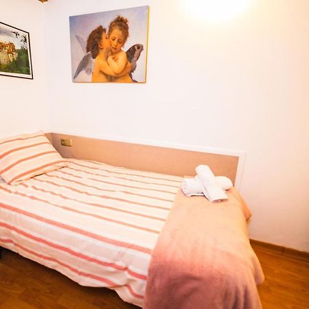 ברצלונה Rustic Poble Sec Apartment מראה חיצוני תמונה