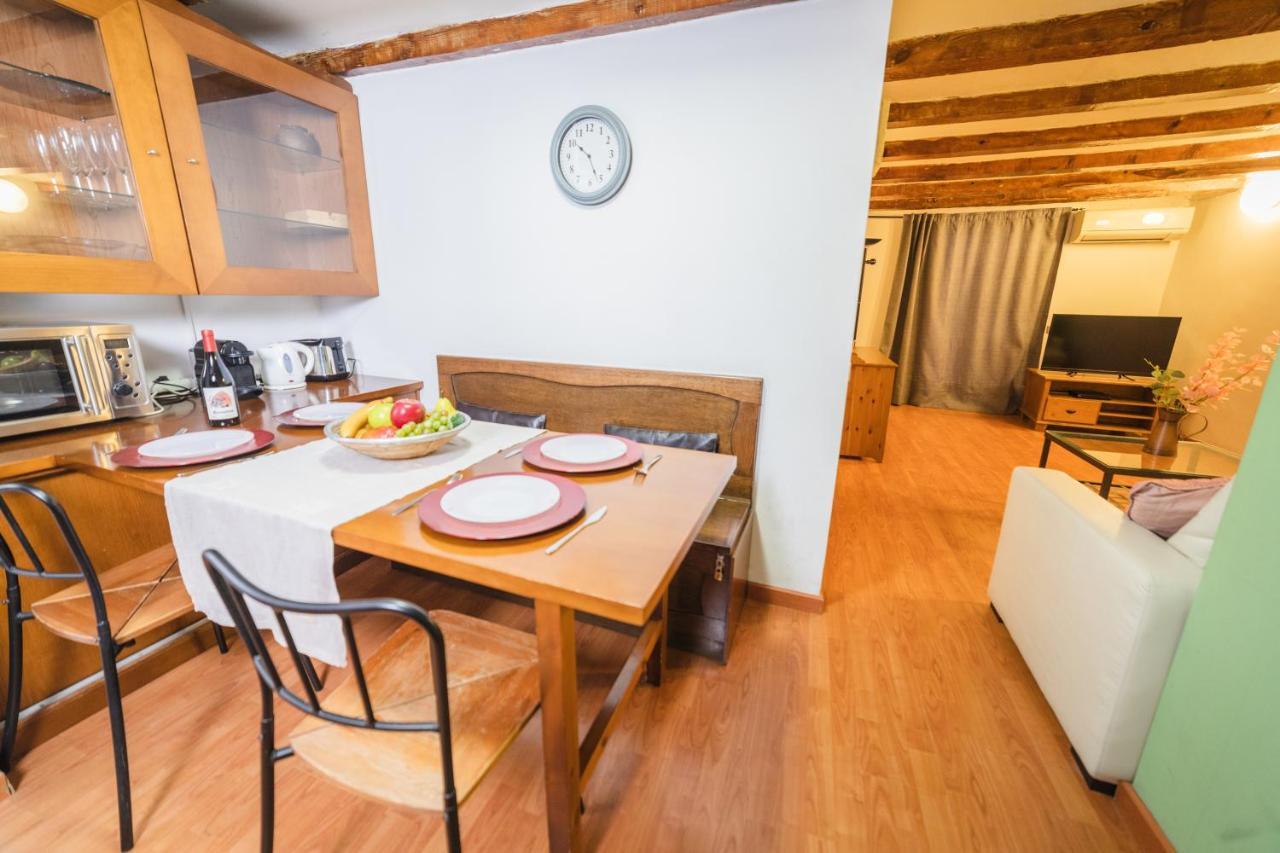 ברצלונה Rustic Poble Sec Apartment מראה חיצוני תמונה