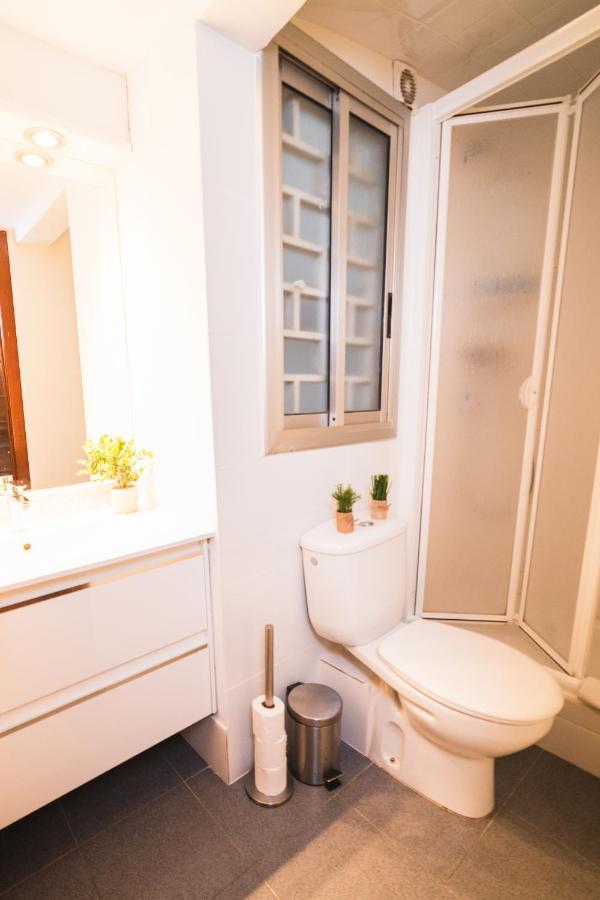 ברצלונה Rustic Poble Sec Apartment מראה חיצוני תמונה